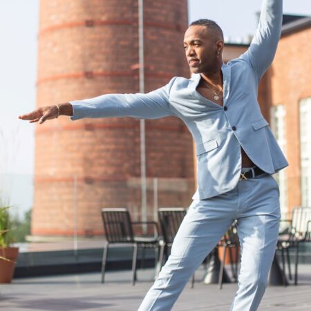 Reggaeton, alkeet (8 krt), torstaisin 26.3.–28.5. klo 16.15–17.10, opettajana Roberto La Rosa Martinez