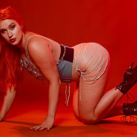 Emily Blush: Sensual Seduction & Commercial x Twerk / 21.11.